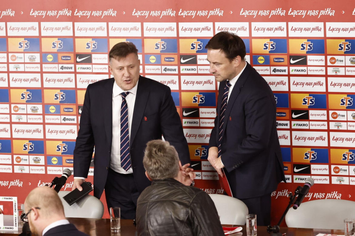 Cezary Kulesza i sekretarz Łukasz Wachowski ogłosili nowego sponsora PZPN