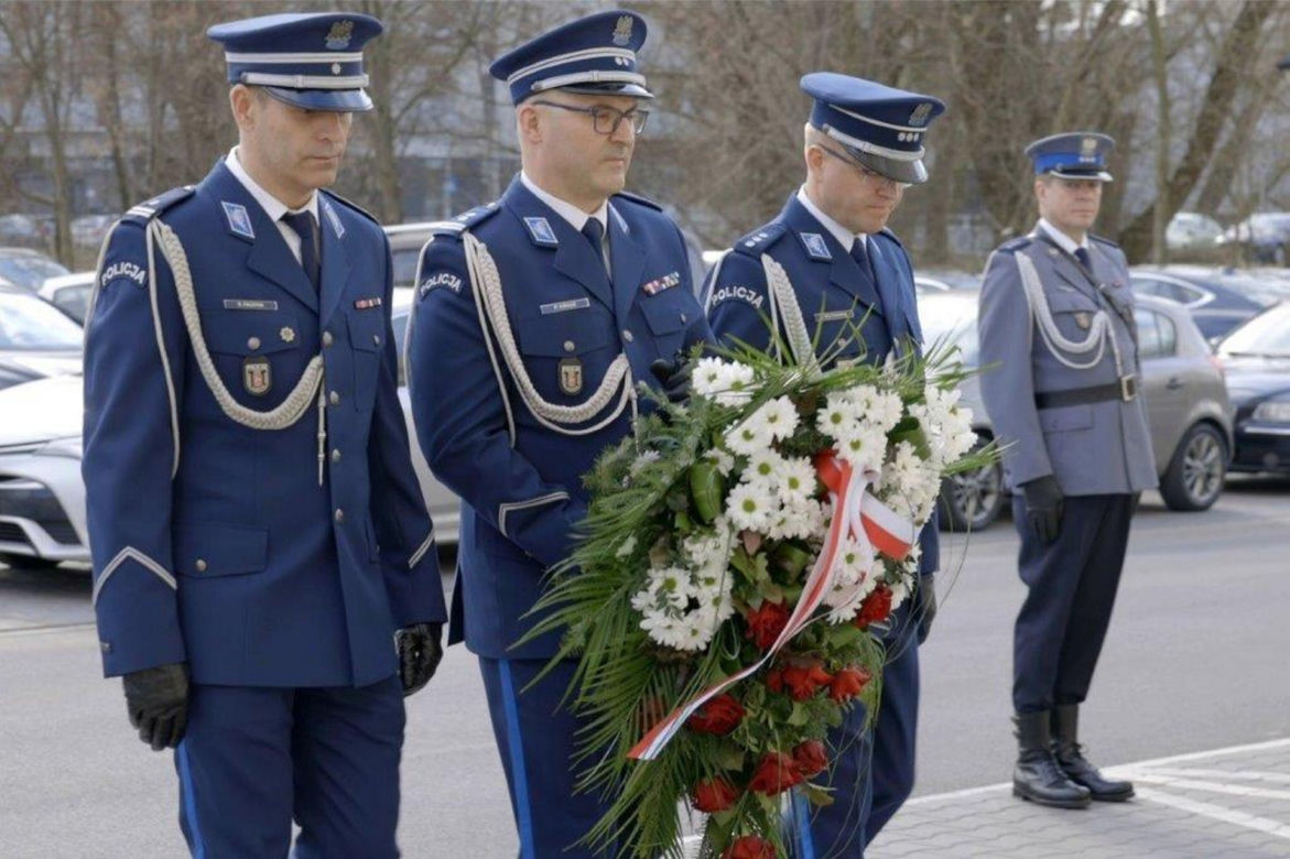 Podkom. Mirosława Żaka zastrzelili bandyci. Teraz zyskał własną ulicę