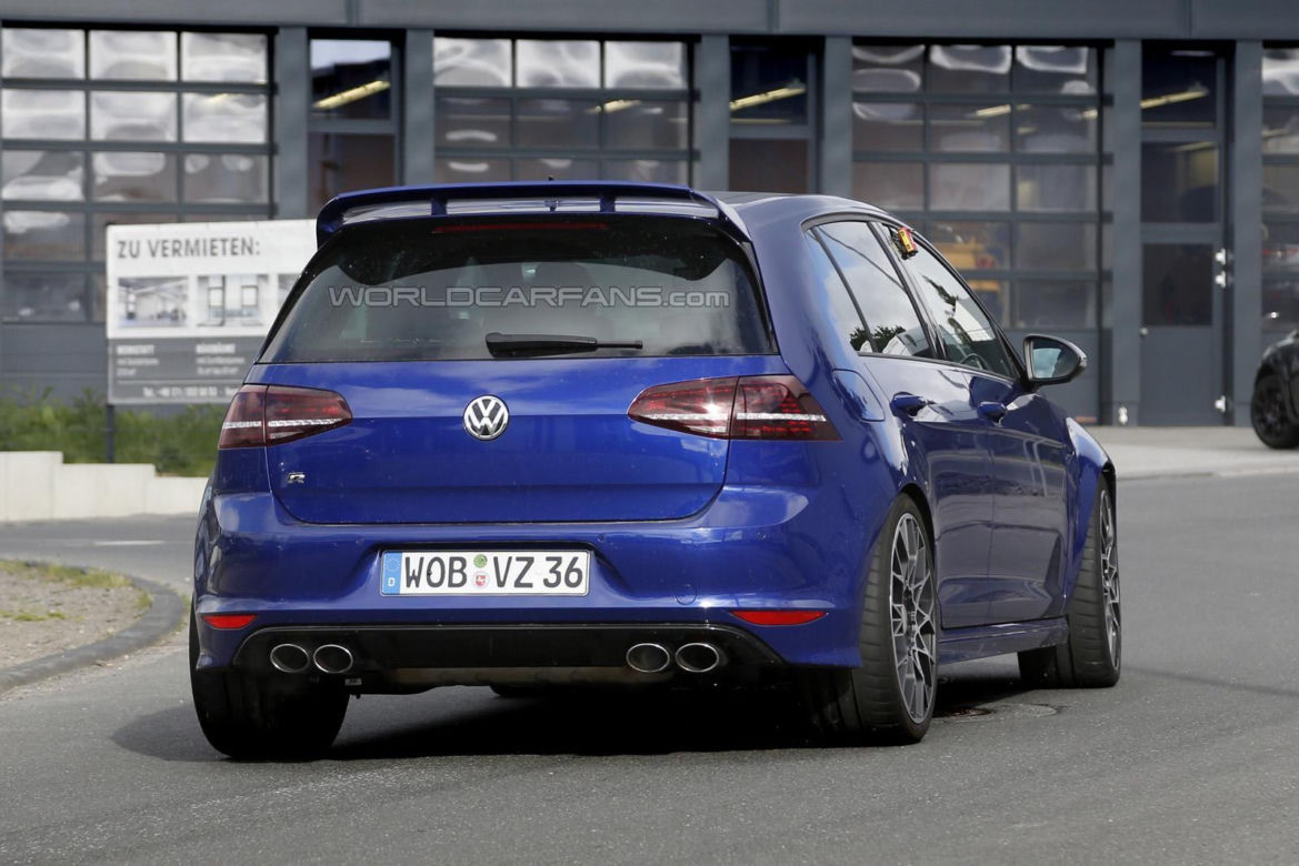 Volkswagen Golf R420