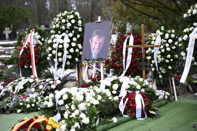 Państwowy pogrzeb Edwarda Linde-Lubaszenki