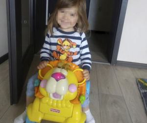 Hania zmarła, bo mama polewała ją zimną wodą