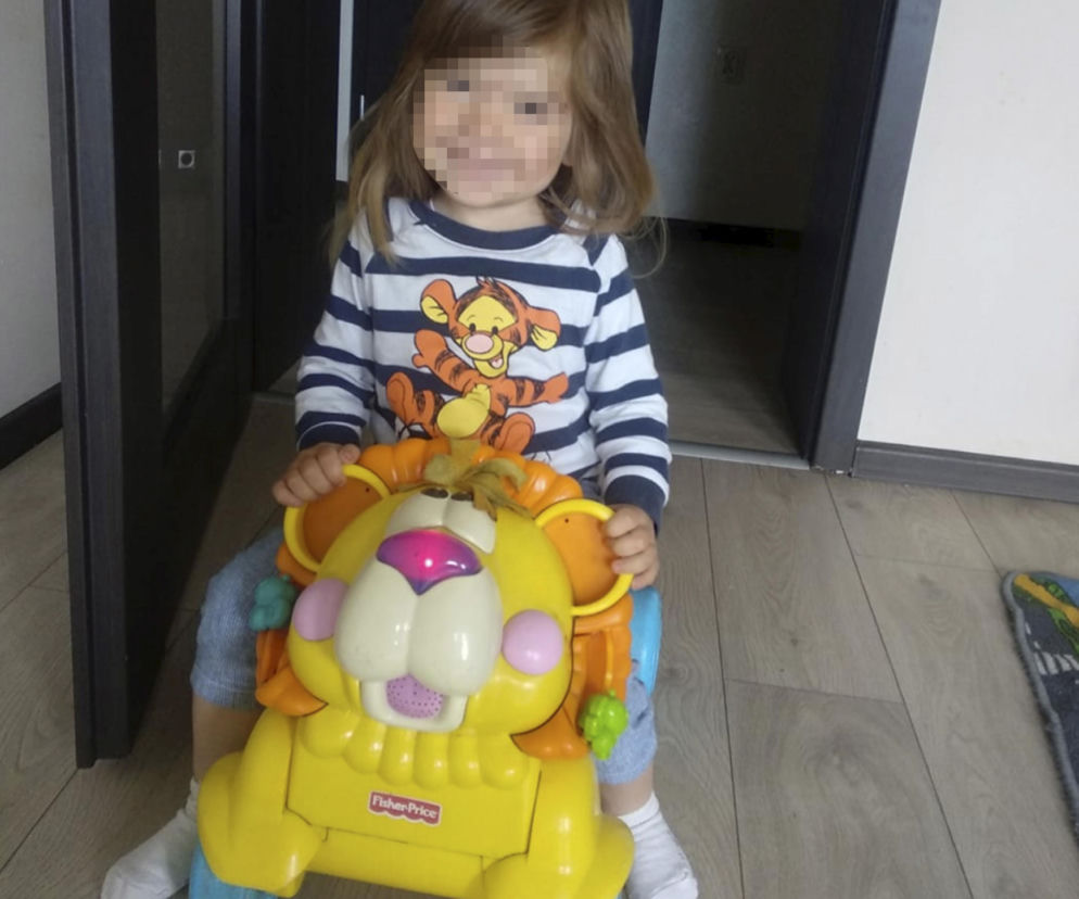 Hania zmarła, bo mama polewała ją zimną wodą