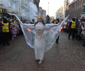 Orszak Trzech Króli 2026 w Toruniu. Zdjęcia ze starówki