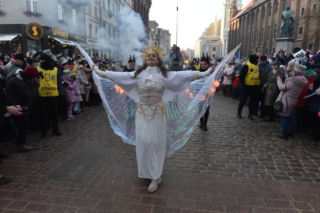 Orszak Trzech Króli 2026 w Toruniu. Zdjęcia ze starówki