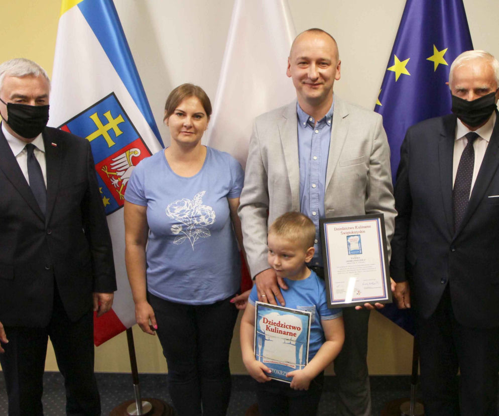 Kolejni producenci żywności odebrali certyfikaty dziedzictwa kulinarnego regionu świętokrzyskiego 