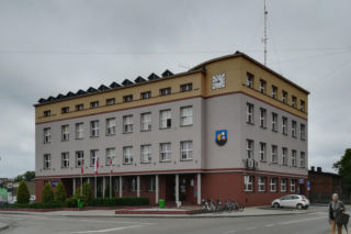 To jedno z najpiękniejszych miast na Śląsku. Czaruje jedynym takim pałacem myśliwskim w Polsce