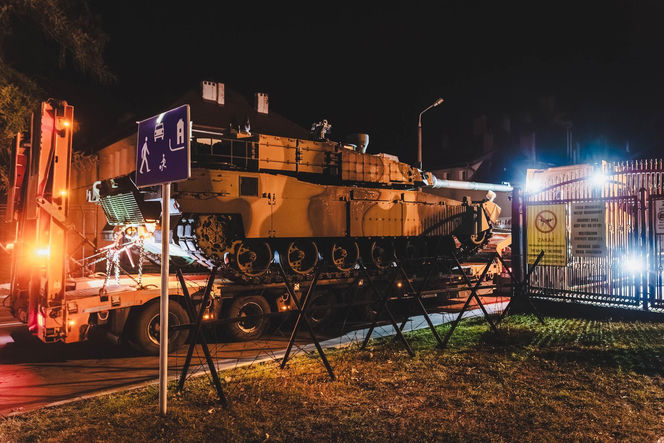 Ostatnia dostawa Czarnych kotów. Czołgi K2 w trafiła do 15. Brygady Zmechanizowanej