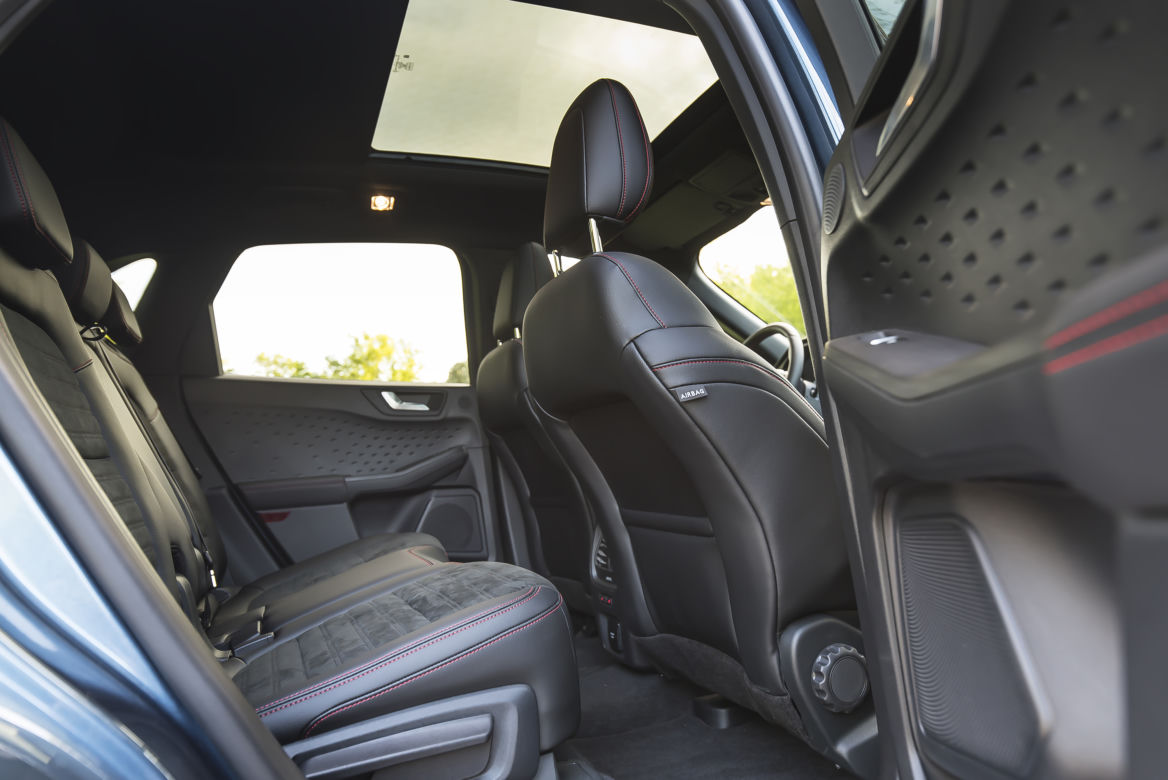 Ford Kuga 2.5 Plug-In Hybrid 225 KM eCVT FWD ST-Line