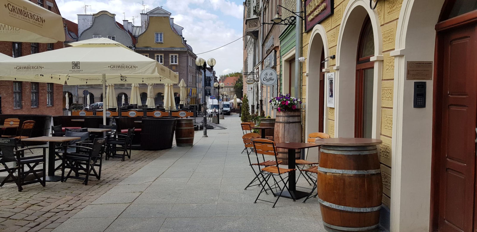 Wraca gastronomia. Na razie tylko na zewnątrz