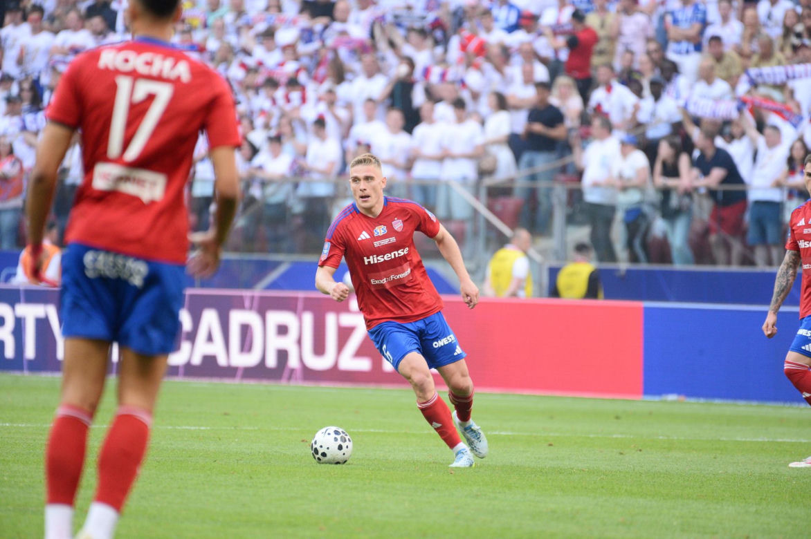 Puchar Polski pomiędzy Górnikiem Zabrze i Rakowem Częstochowa na PGE Narodowym w Warszawie