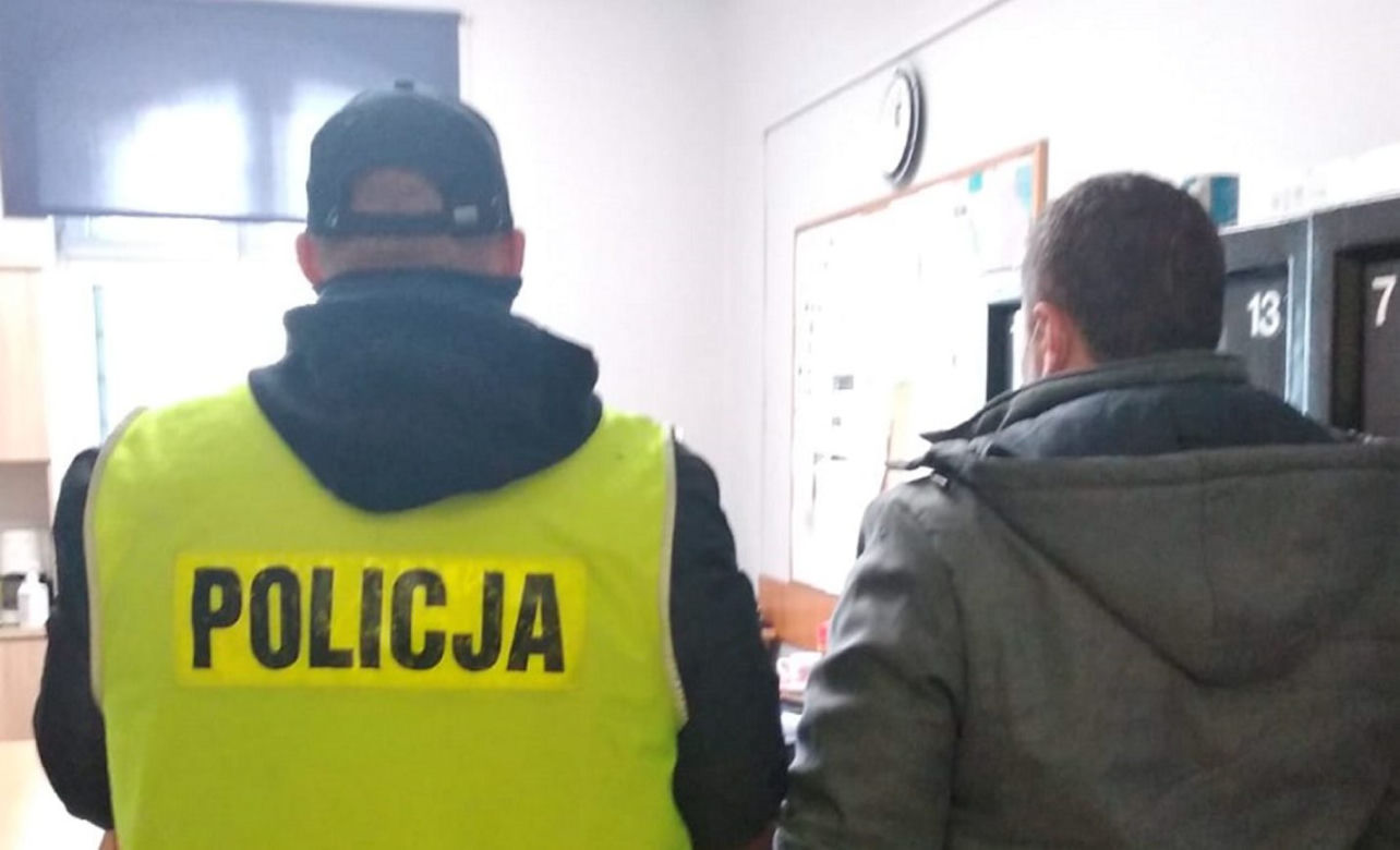 Poderżnął żonie gardło. Za sms-a od kochanka? 