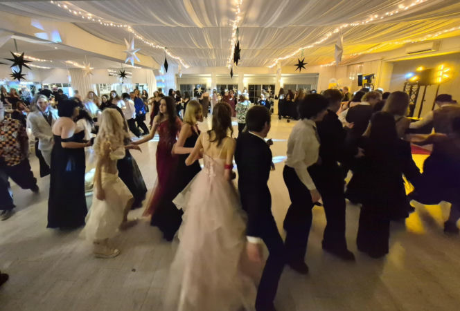 Studniówka Plastyka z Dąbrowy Górniczej