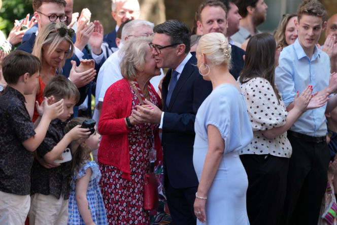 Andy Burnham został w poniedziałek 59. premierem Wielkiej Brytanii - potwierdził Pałac Buckingham