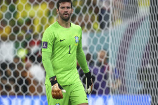 Alisson Becker - sylwetka, kariera i statystyki brazylijskiego bramkarza