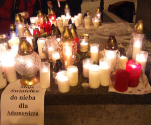 Wiec przeciwko przemocy i nienawiści w Toruniu