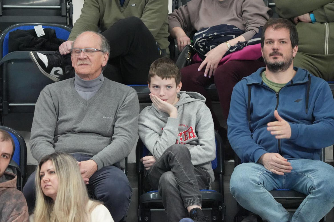 Halowe Mistrzostwa Polski 2025 w Arenie Toruń. Zdjęcia kibiców z trybun i sportowców