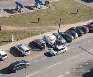 Koronawirus w Łodzi. 42-latek z podejrzeniem COVID-19 uciekł ze szpitala. Policja znalazła go na Teofilowie