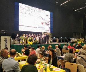 Katowice: Ponad półtora tysiąca samotnych osób zjadło wspólne śniadanie Wielkanocne [ZDJĘCIA, AUDIO]