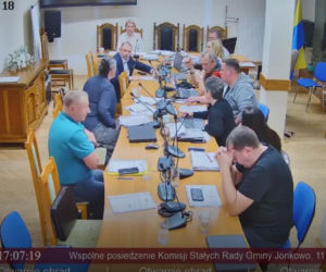 Skandaliczne sceny. Radna wpadła w furię. Krzyki w kierunku wójta. „Nie drzyj ryja!”