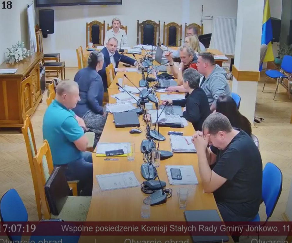 Skandaliczne sceny. Radna wpadła w furię. Krzyki w kierunku wójta. „Nie drzyj ryja!”