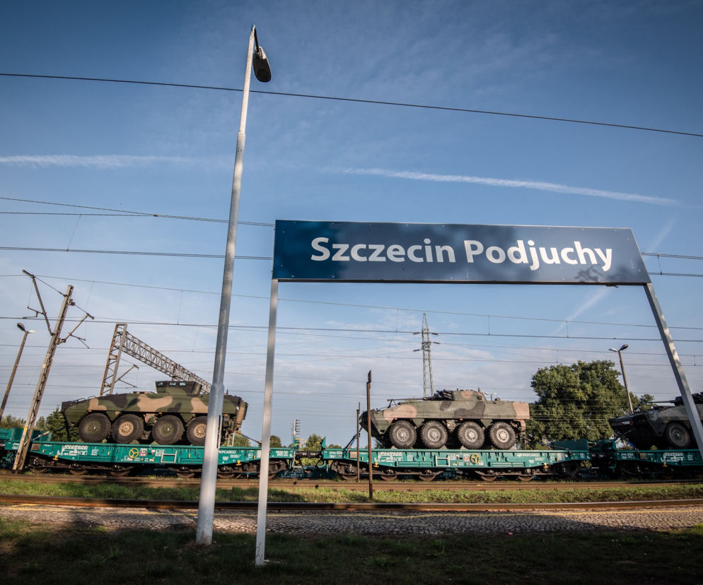 Kilka tys. żołnierzy ruszyło ze Szczecina na Podkarpacie! Błaszczak wyjaśnia dlaczego [WIDEO, ZDJĘCIA]