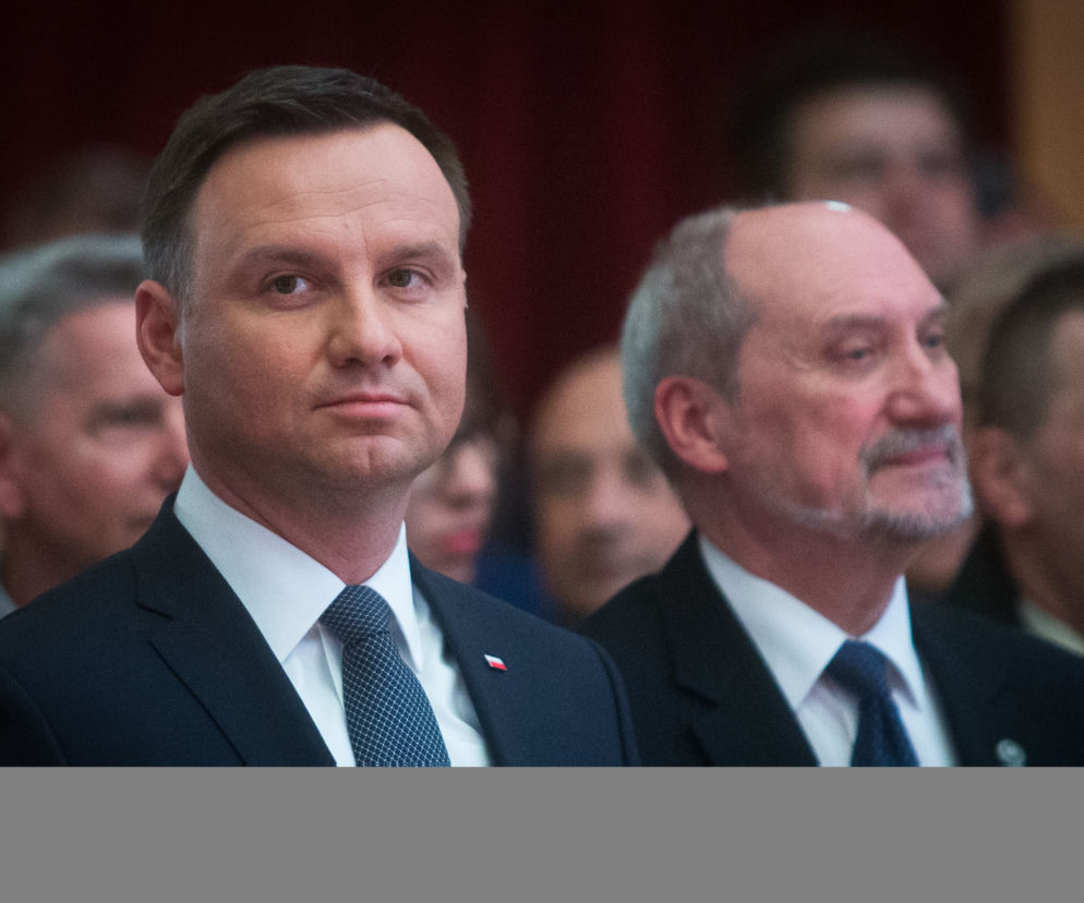 Prezydent Andrzej Duda i szef MON Antoni Macierewicz