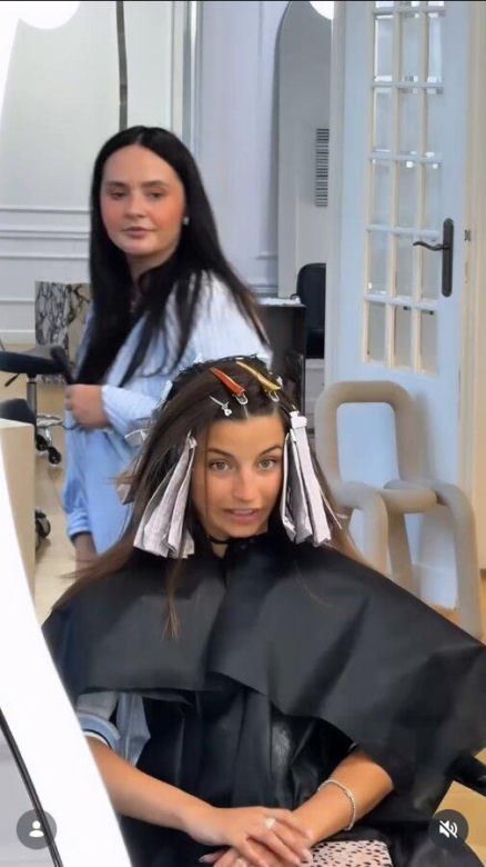 Julia Wieniawa nie do poznania! Nowa fryzura zrobiła z niej drugą Cindy Crawford
