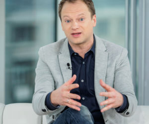 MACIEJ STUHR