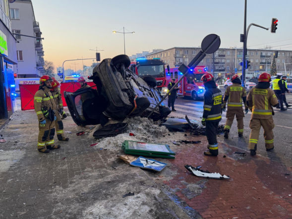 Auto wpadło w pieszych. Nie żyje 5-latek