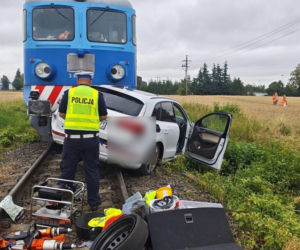 Koszmarny wypadek na przejeździe. 41-latek nie miał żadnych szans