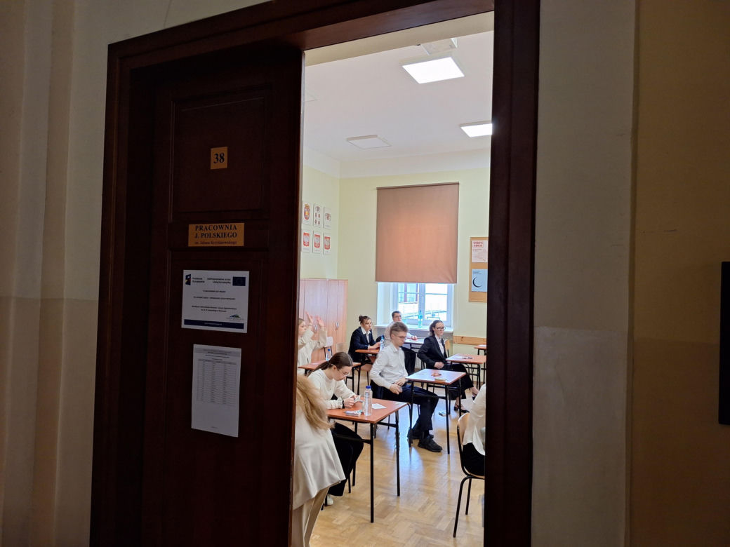 Maturzyści z Rzeszowa już po egzaminie z języka polskiego 