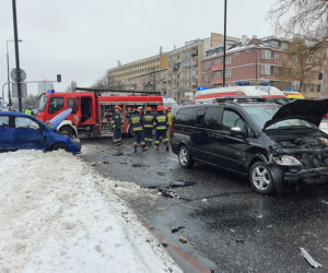Wypadek rządowego auta na Wołoskiej