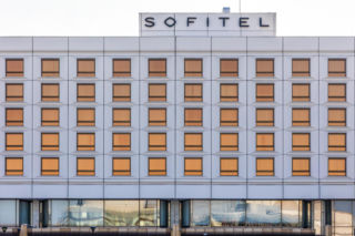 Hotel Sofitel (dawny Hotel Victoria) przy Placu Piłsudskiego w Warszawie