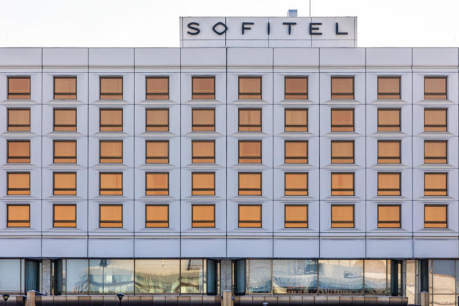 Hotel Sofitel (dawny Hotel Victoria) przy Placu Piłsudskiego w Warszawie