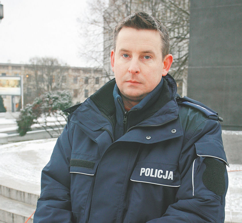 Na czerwonym giną ludzie