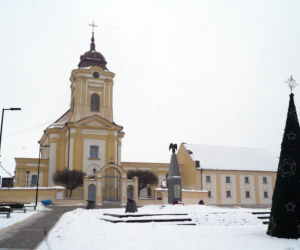 Duchowny zmarł, bo ktoś ukradł baterie do defibrylatora