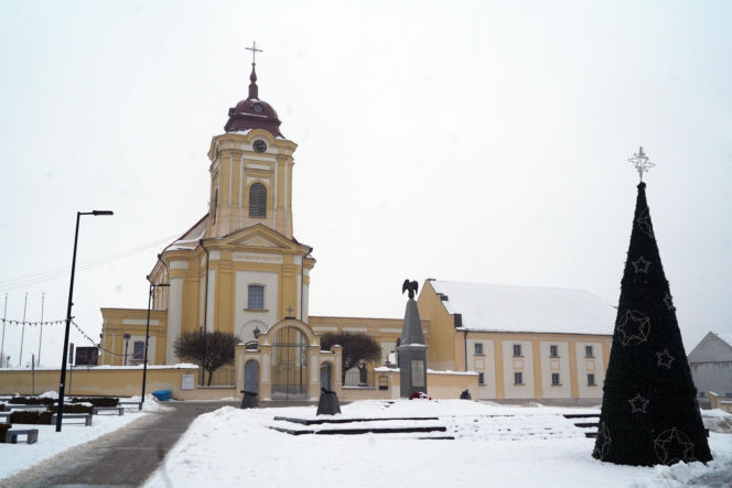 Duchowny zmarł, bo ktoś ukradł baterie do defibrylatora