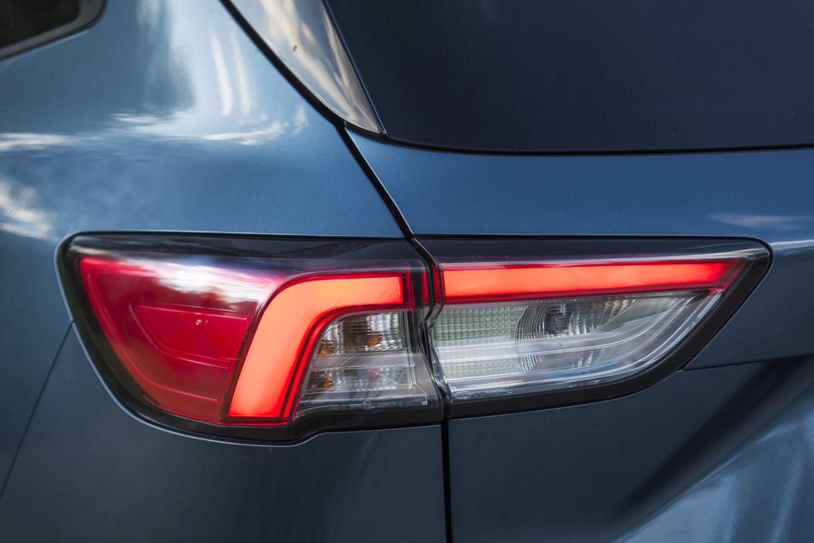 Ford Kuga 2.5 Plug-In Hybrid 225 KM eCVT FWD ST-Line