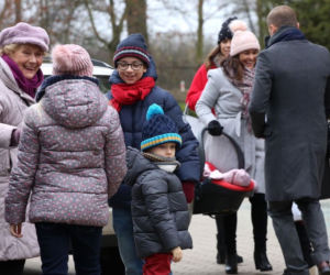 M jak miłość odc. 1428. Chrzciny Emilki i Zuzi - bliźniaczek Kingi i Piotrka