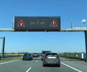 15 kilometrowy korek na A! w kierunku Gdańska. Zdjęcia z piekła.