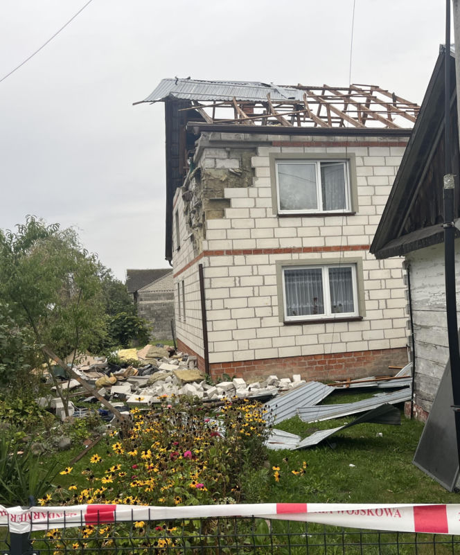 Odbudowa domu w Wyrykach Woli pod Włodawą