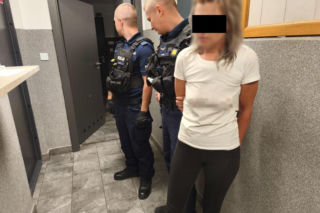 Groziła śmiercią byłemu partnerowi i jego matce. W samochodzie znaleźli nóż! Szok w Opolu Lubelskim