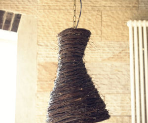 Wisząca lampa z organicznym kloszem