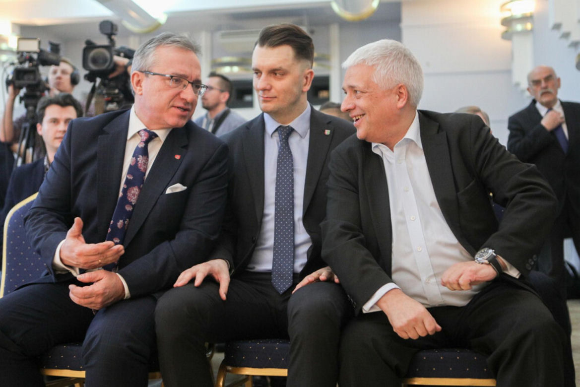 "Hańba!" Łukasz Mejza wybuczany 