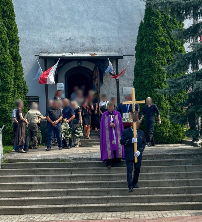 Damian spłonął w aucie