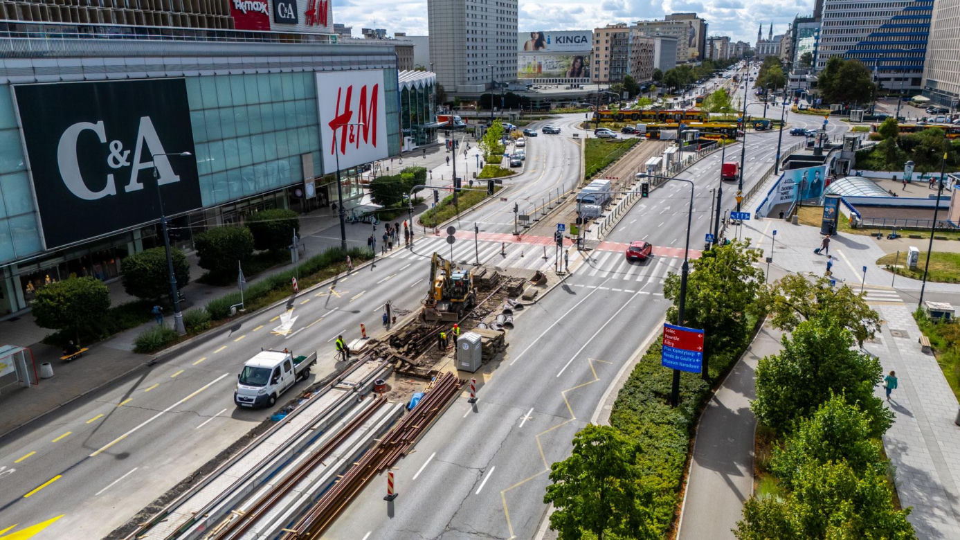 Remont torów tramwajowych na ulicy Marszałkowskiej w Warszawie