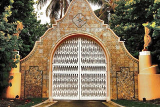 Rezydencja w Palm Beach nazywana jest Zimowym Białem Domem