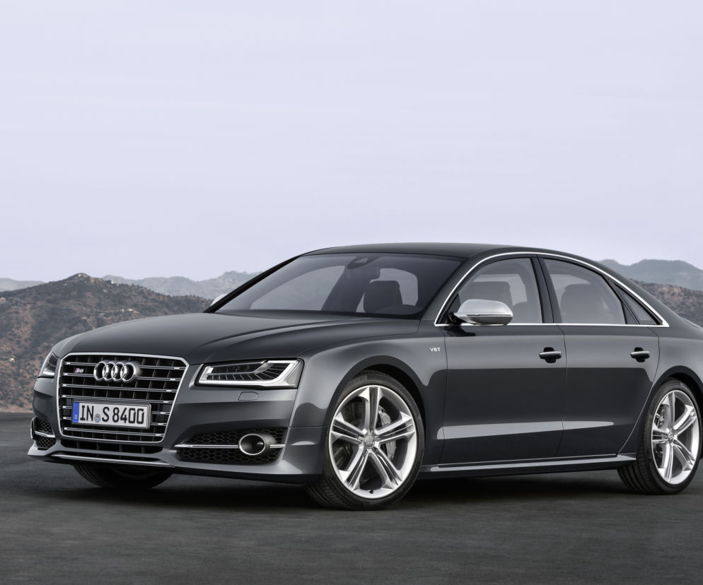 Audi S8 lifting 2014