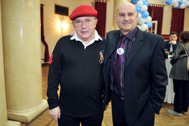 Mieczysław Hryniewicz od lat zachwyca widzów. Tak zmieniał się gwiazdor „Na Wspólnej”