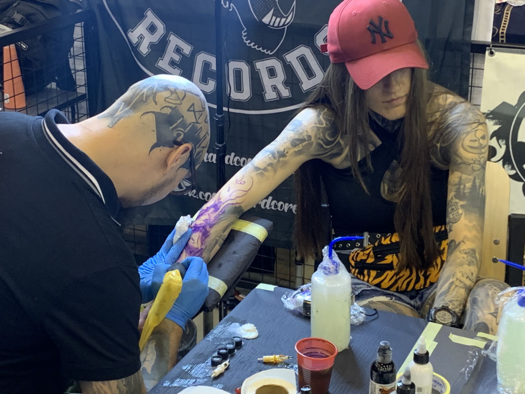 Tattoo Konwent Katowice 2022. Tatuatorzy tworzą piękne tatuaże